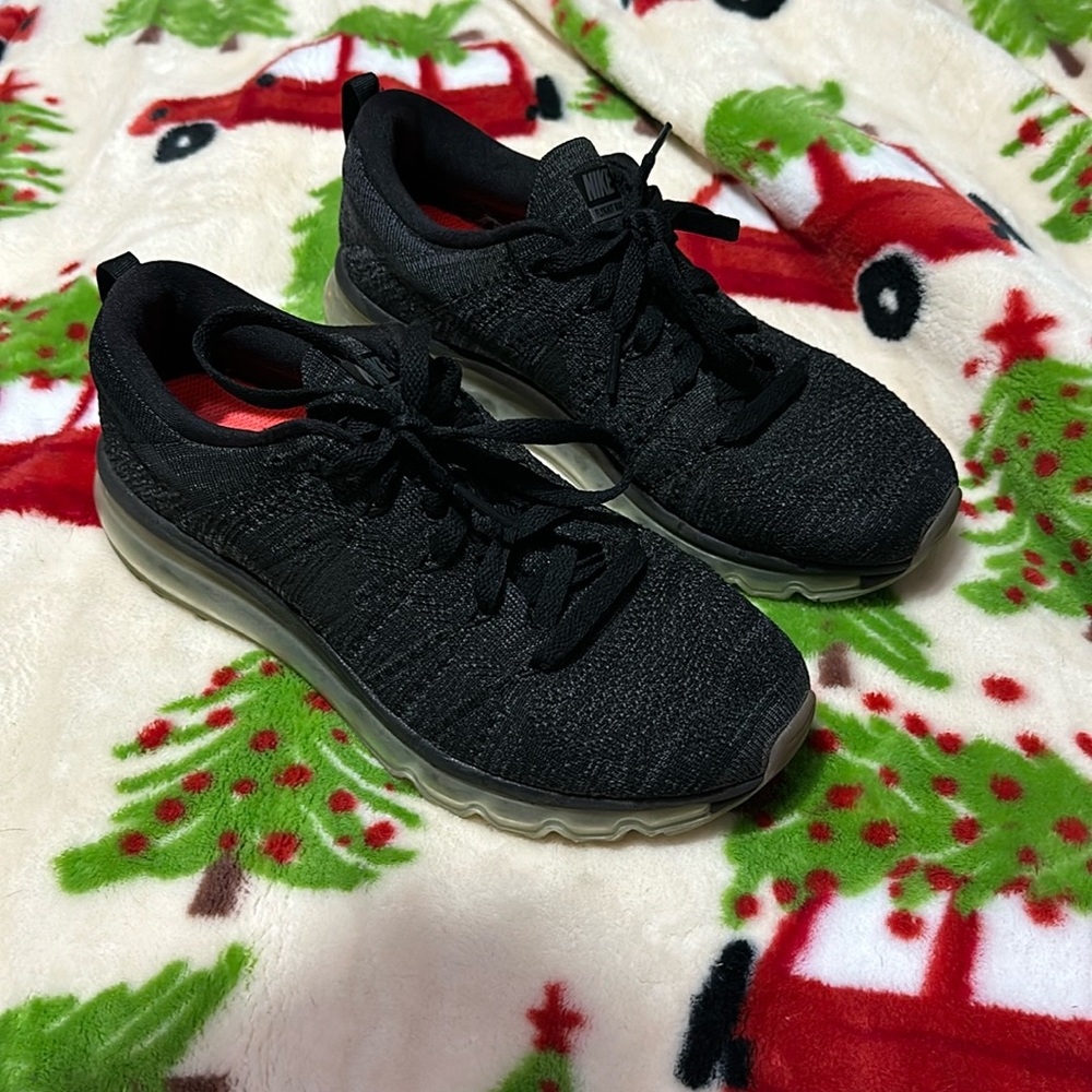 Size 8.5- Nike Flyknit Air Max Black Anthracite Shoes Sneakers